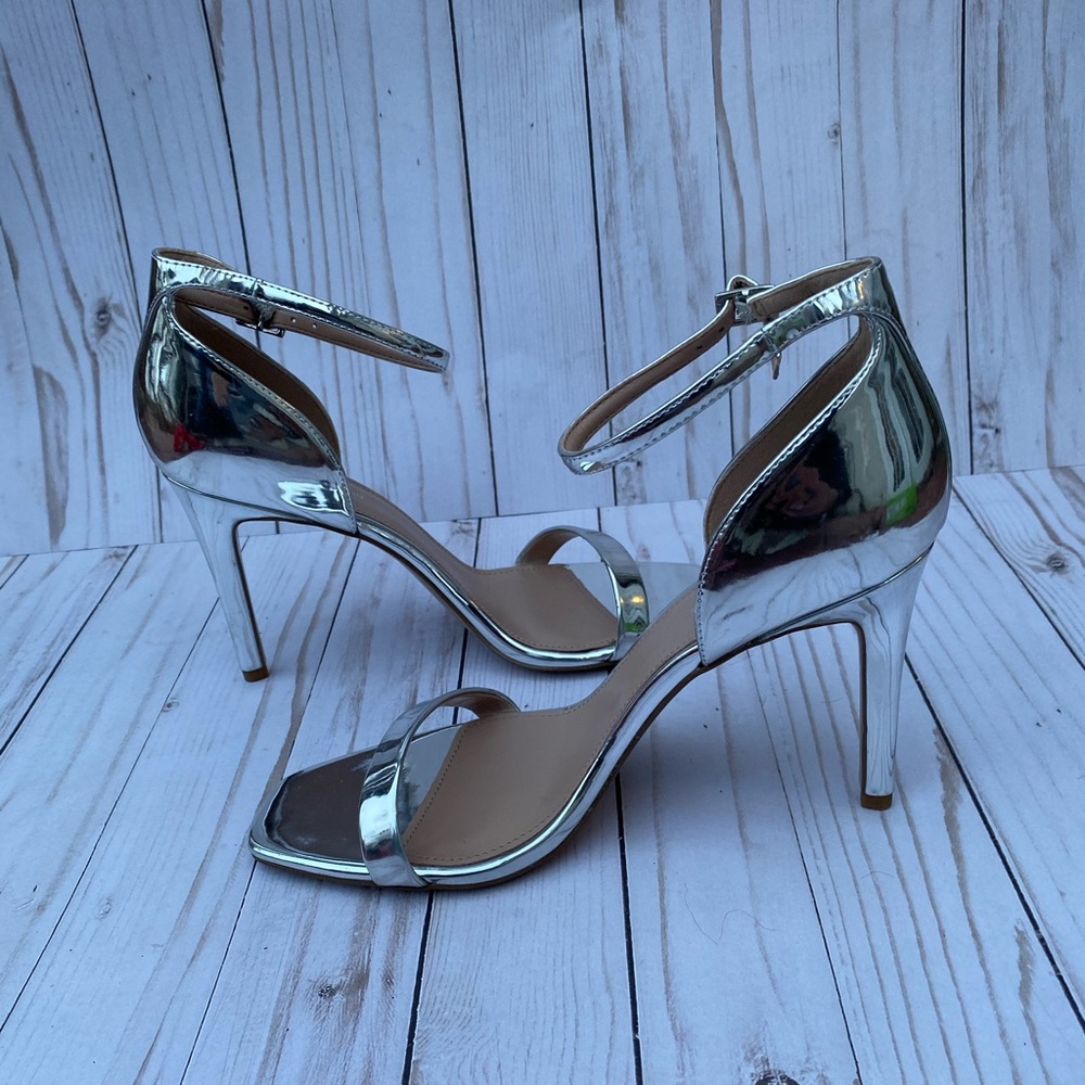 Authentic Bcbgeneration Metallic Leather Pump - image 2